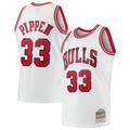 Choea C.Bulls #33 Scottie Pippen Mitchell & Ness White Hardwood Classics Swingman Jerseys